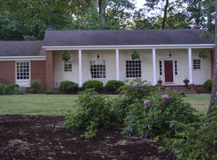 122 Horseshoe Dr, Williamsburg, VA 23185