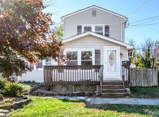45 Laurelhurst Dr, Keyport, NJ 07735