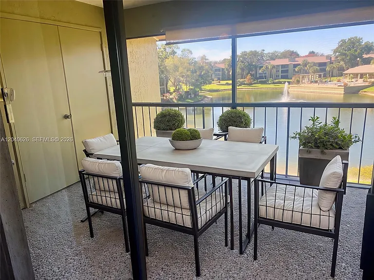 15 Escondido Ct #148 — Photo 1