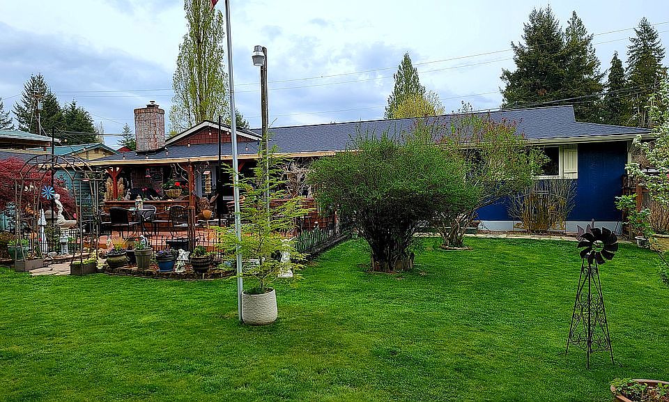 Backyard/deck/upper deck cov