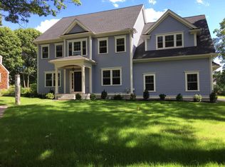 17 Skyview Rd, Lexington, MA 02420