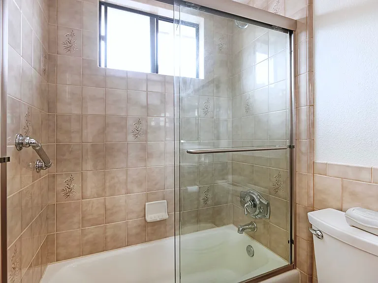 3228 Emerson St — Photo 12