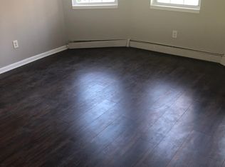 946 Grove St, Irvington, NJ 07111