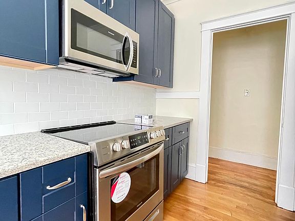 New Kitchen appliances and cabinetry