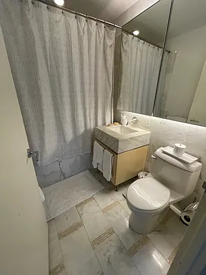 Rented by AKRENYC | media 28