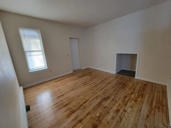 141-143 Division St #D, Amsterdam, NY 12010