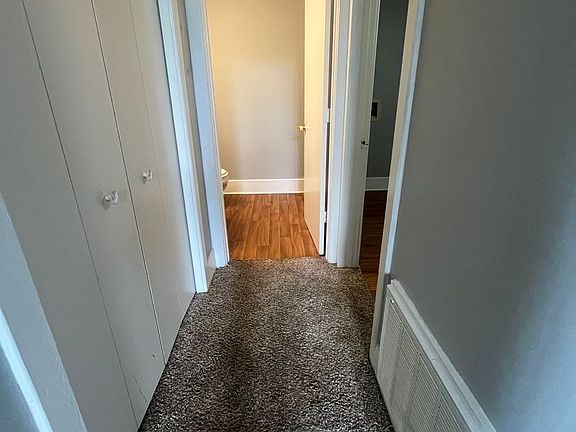 2nd image of 2322 W Chestnut St #1