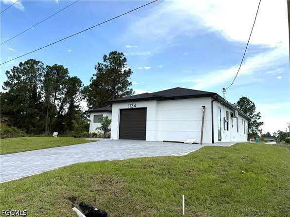 1134 Holmes Ave S, Lehigh Acres, FL 33974