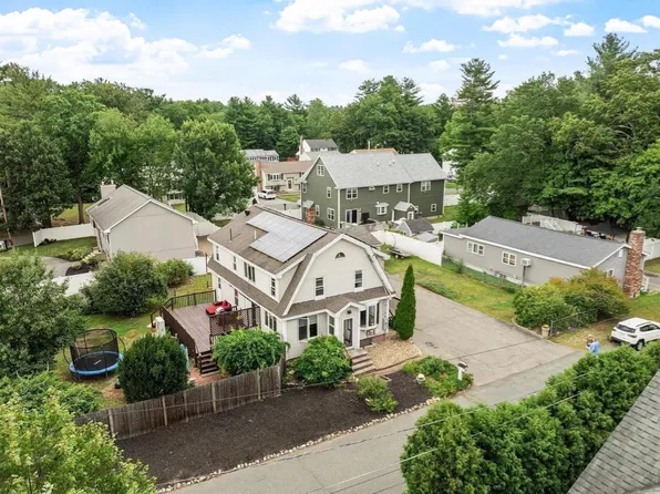 75 Maple Rd, Tewksbury, MA 01876
