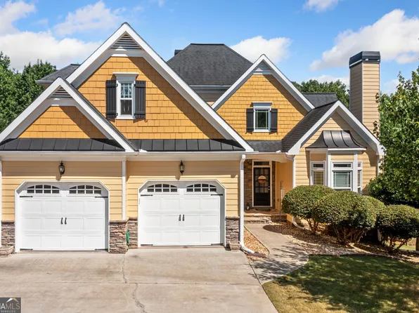 121 Royal Oaks Dr, Canton, GA 30115