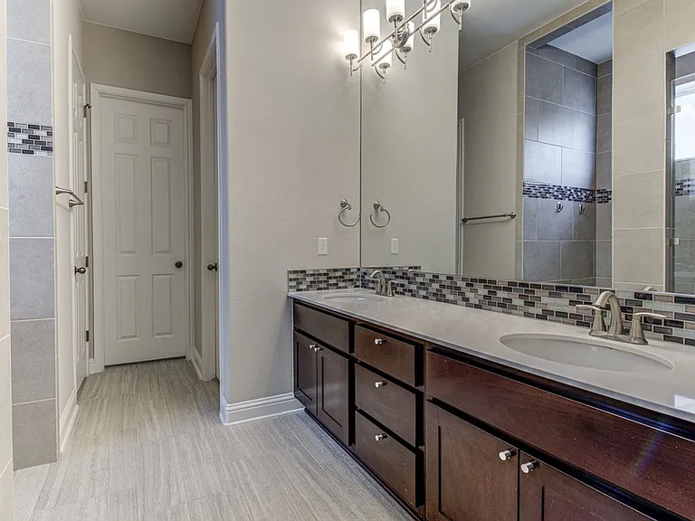 7012 Calpe Dr — Photo 17