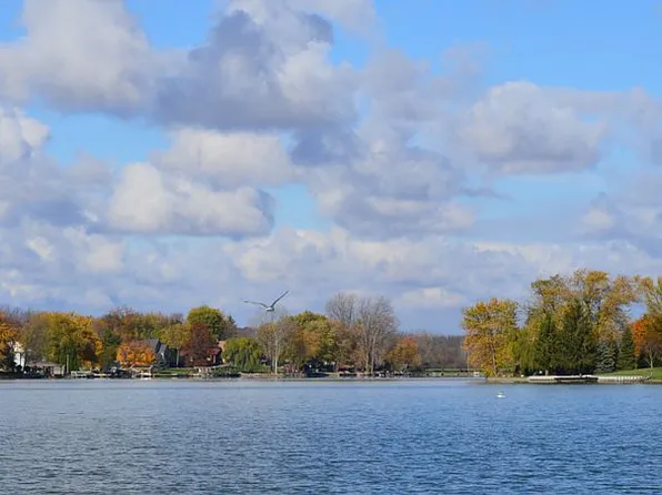 1908 E Choctaw Dr, London, OH 43140