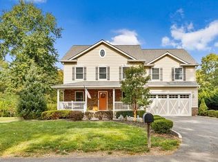 41 Balsam Ave, East Hanover, NJ 07936