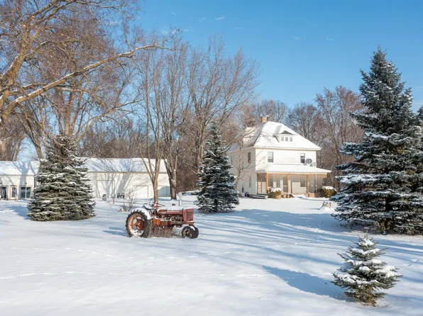 7378 174th St, Carver, MN 55315