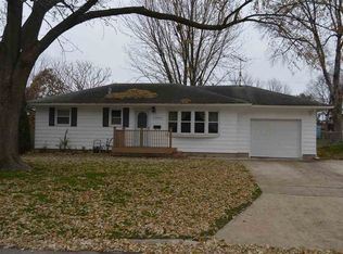 3342 Randolph St, Waterloo, IA 50702