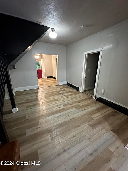 3rd image of 26 Lincoln Avenue