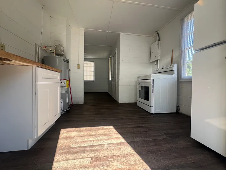 95 Thomas St — Photo 10