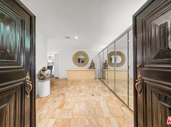 2183 Century Woods Way #31, Los Angeles, CA 90067