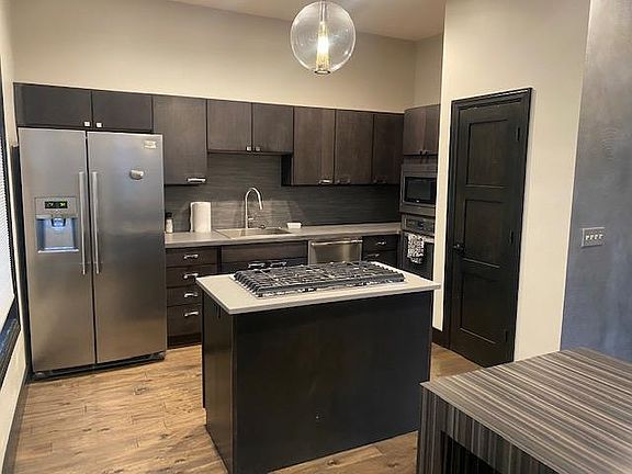 3rd image of 301 S 11th St #1
