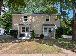 13 Waddell Rd, Manchester, CT 06040