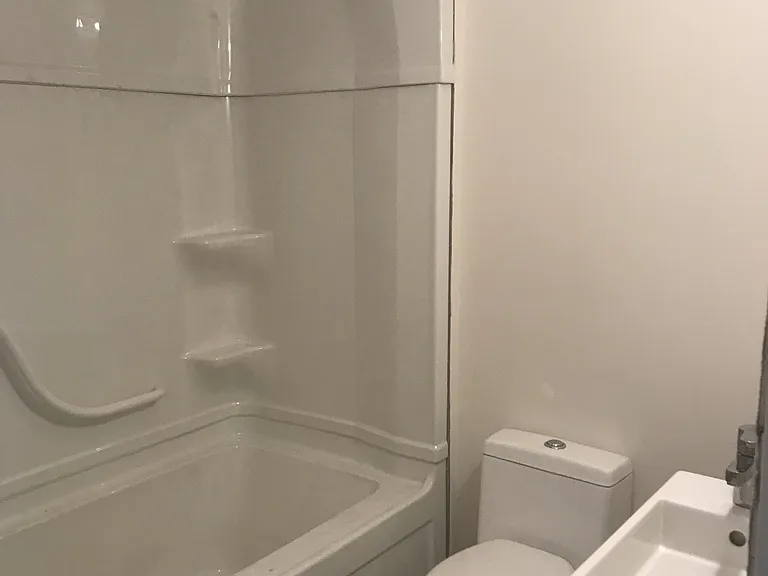 1070 Cockshutt Rd #3 — Photo 15