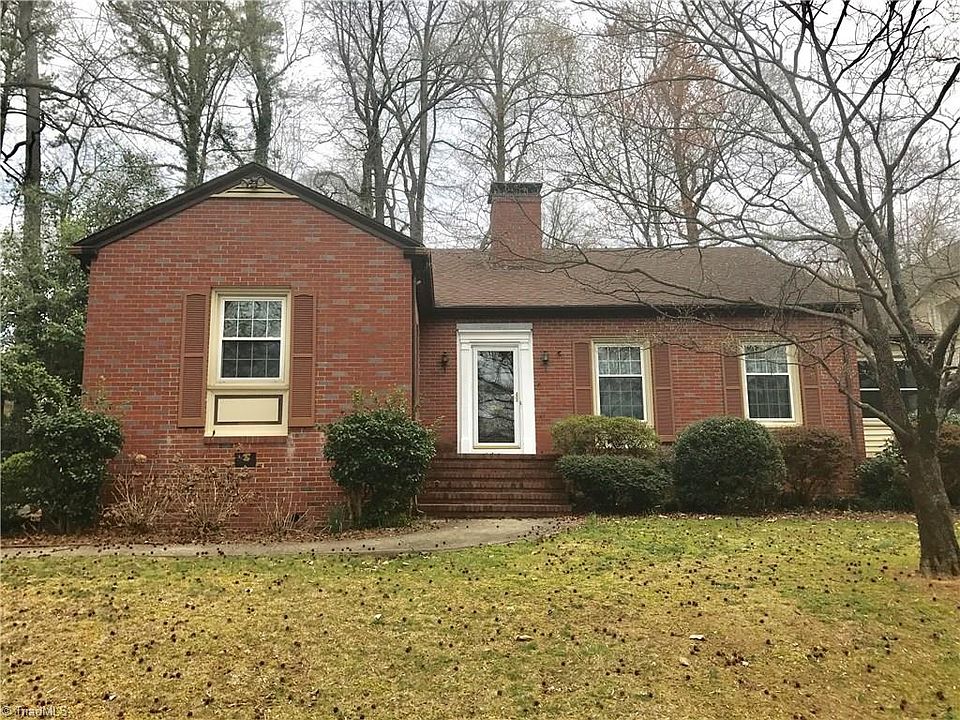 1st image of 1412 W Lake Dr