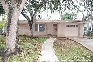1st image of 338 Shropshire Dr