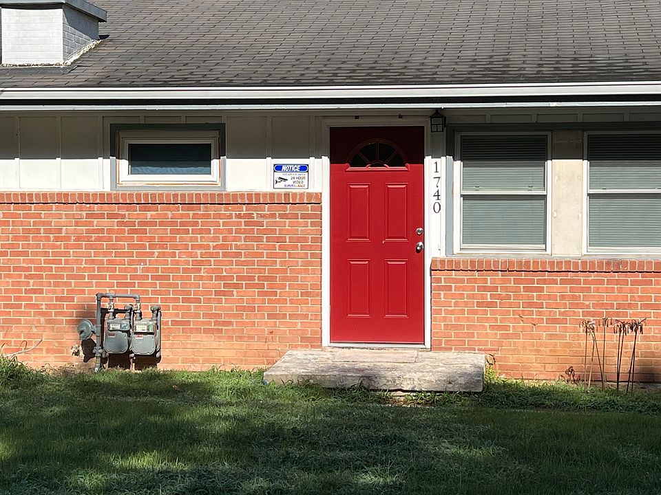1st image of 1740 N 50th Ter