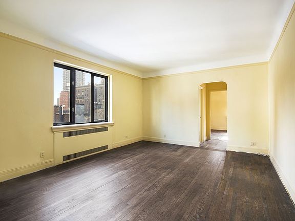 5th image of 124 E 91st St APT 6A