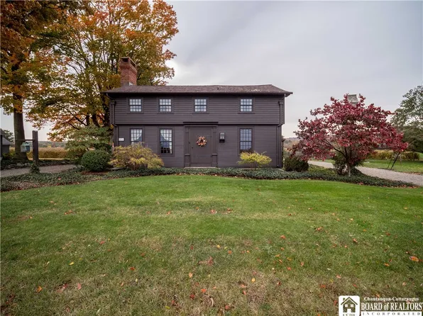 216 W Main St, Westfield, NY 14787