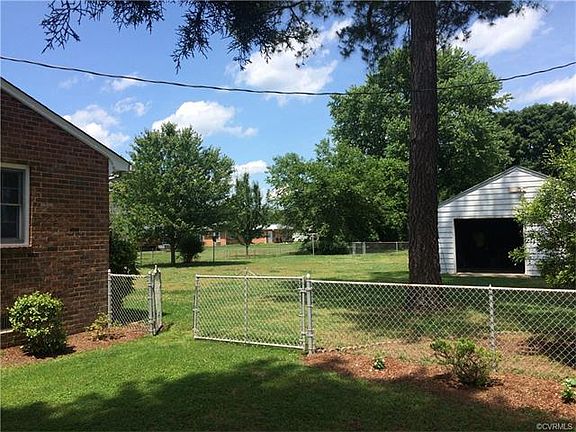 3rd image of 9008 Stywalt Ln