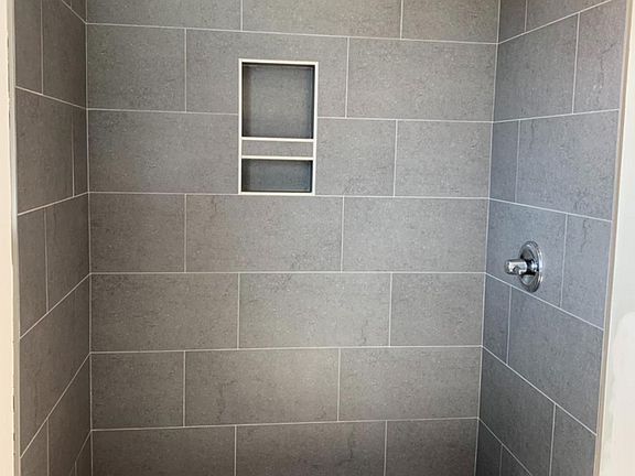 4th image of 3238 Denver Ln