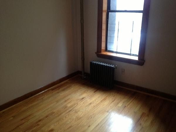 2nd image of 651 Crescent Ave APT 6c