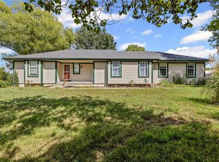 16001 S Graham Rd, Pleasant Hill, MO 64080