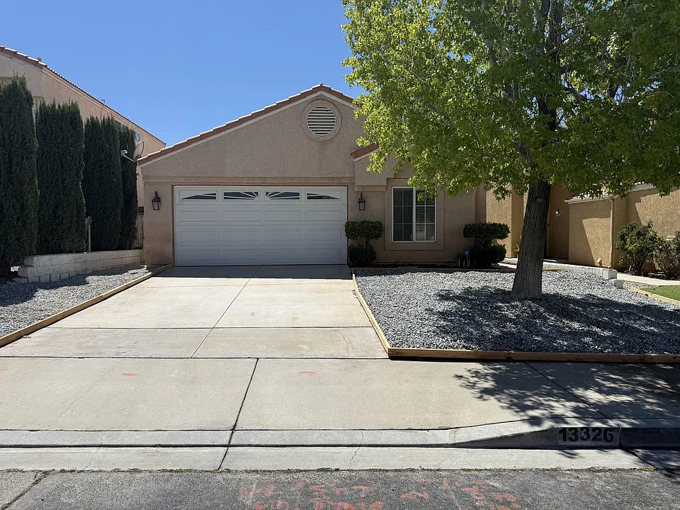13326 Fox Run Rd