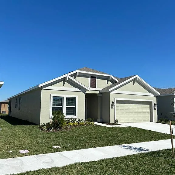 541 Hatteras Rd — Photo 2