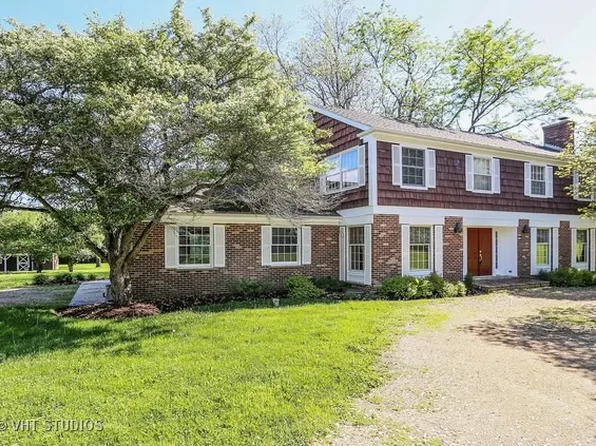 427 W County Line Rd, Barrington, IL 60010