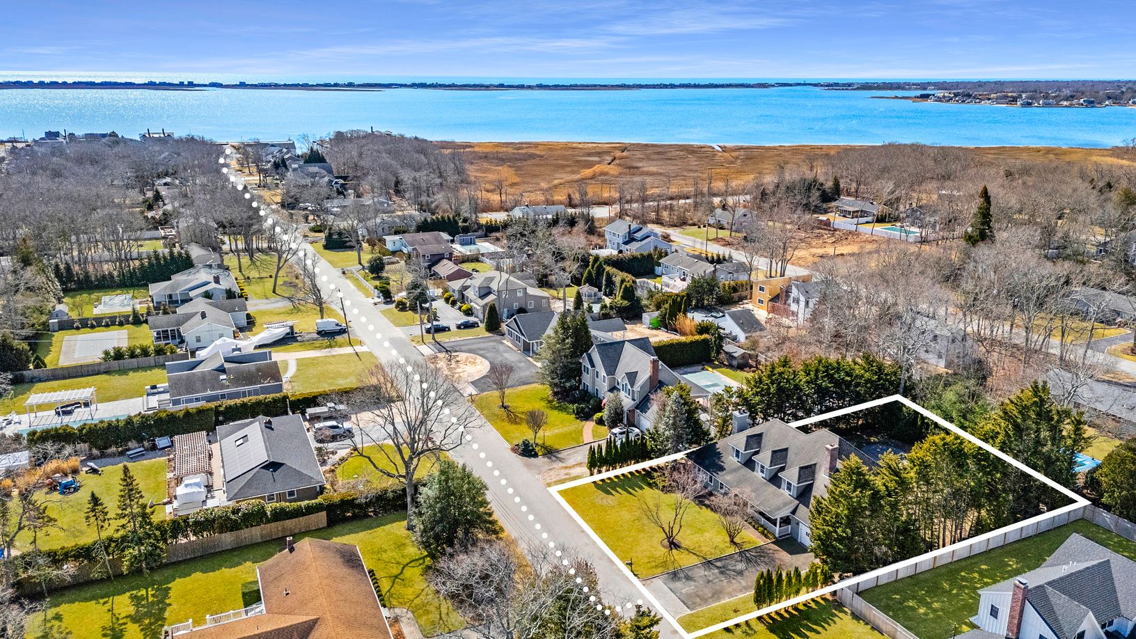  Close to Private Resident Beach and Marina