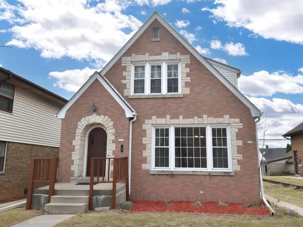 5323 West Beloit ROAD #25, West Milwaukee, WI 53214