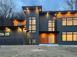 693 Wheeler Hill Rd, Wappingers Falls, NY 12590