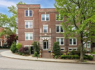 34 Garrison Rd APT 4, Brookline, MA 02445