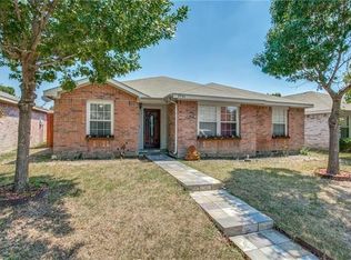 2546 Friendway Ln, Dallas, TX 75237