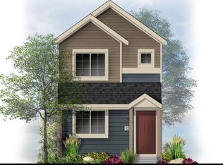 1135 Hummingbird Cir, Longmont, CO 80501