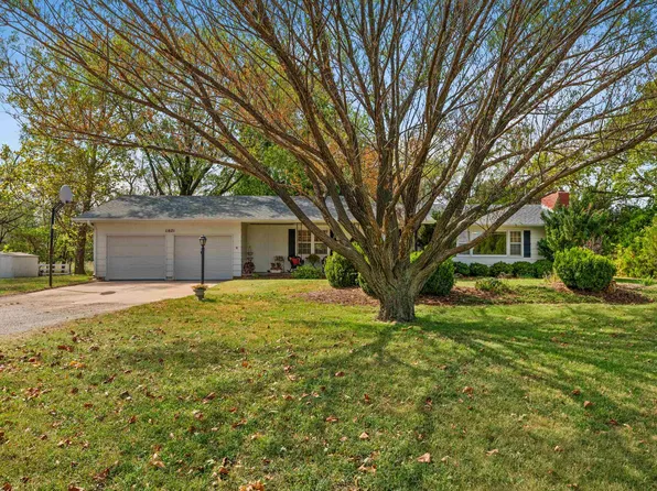 11621 N Ridge Rd, Sedgwick, KS 67135