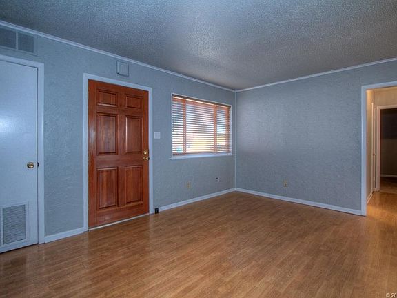 5th image of 10114 E 22nd Pl
