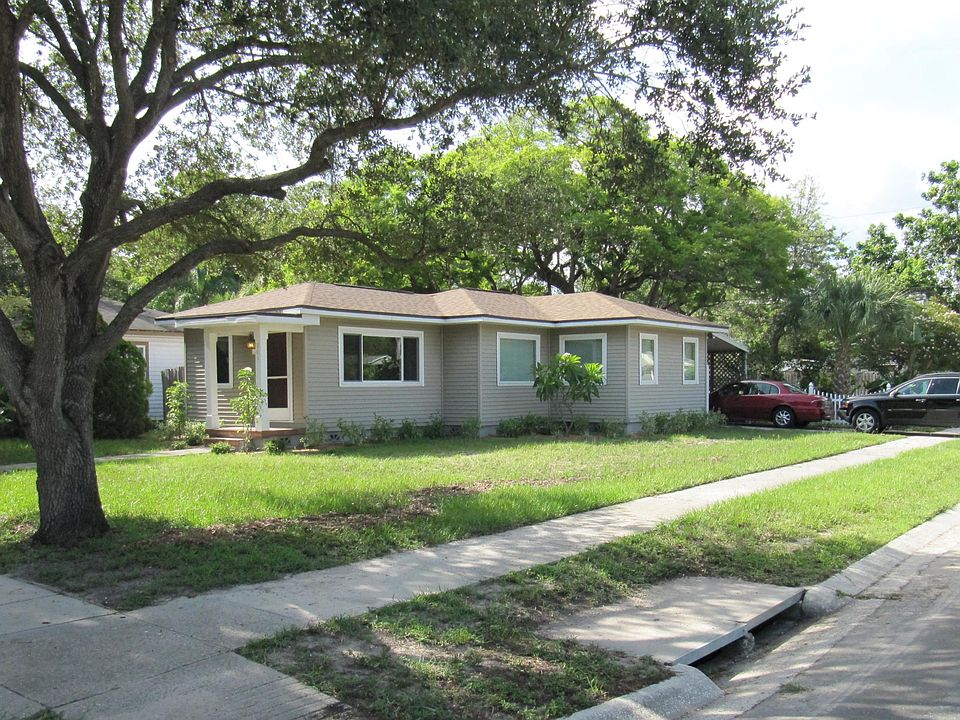 1st image of 701 48th Ave N