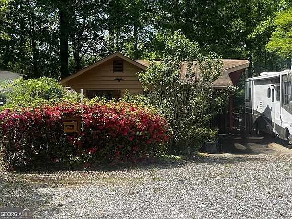 2nd image of 87 Maple Wood Ln