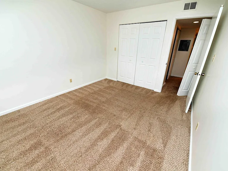 5734 N Autumn Ridge Ct #B — Photo 24