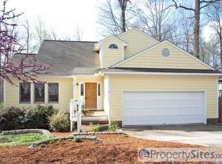 205 Dalmeny Dr, Cary, NC 27513