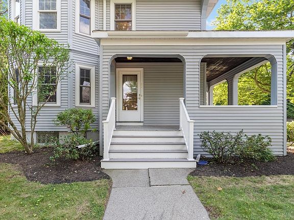5th image of 9 Spruce St